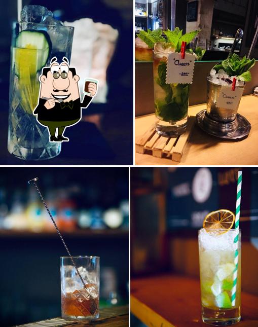 "Shui - Cocktail Mixology" предоставляет гостям большой выбор напитков