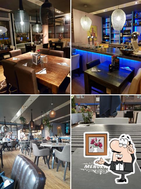 Check out how Italiaans- & Wereldrestaurant La Salita looks inside