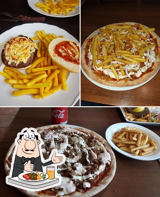 Еда в "Kisa Pizzeria & Gatukök"