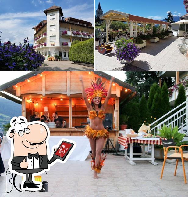 La photo de la extérieur et intérieur de Alpenland Hotel Rodeneggerhof ***S’s