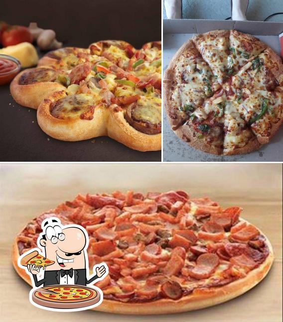 Order pizza at Pizza Hut Tamatea