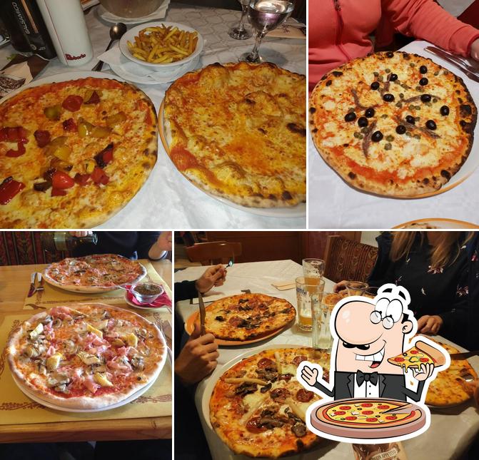 Ordina una pizza a Pizzeria 7 Sass di Roilo Renato