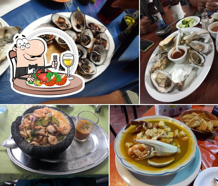 El Estero Restaurante Mariscos, Tijuana, Blvd. Gustavo Diaz Ordaz 123 -  Restaurant reviews