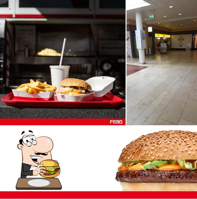 Essayez un hamburger à FEBO Heerhugowaard - Middenwaard