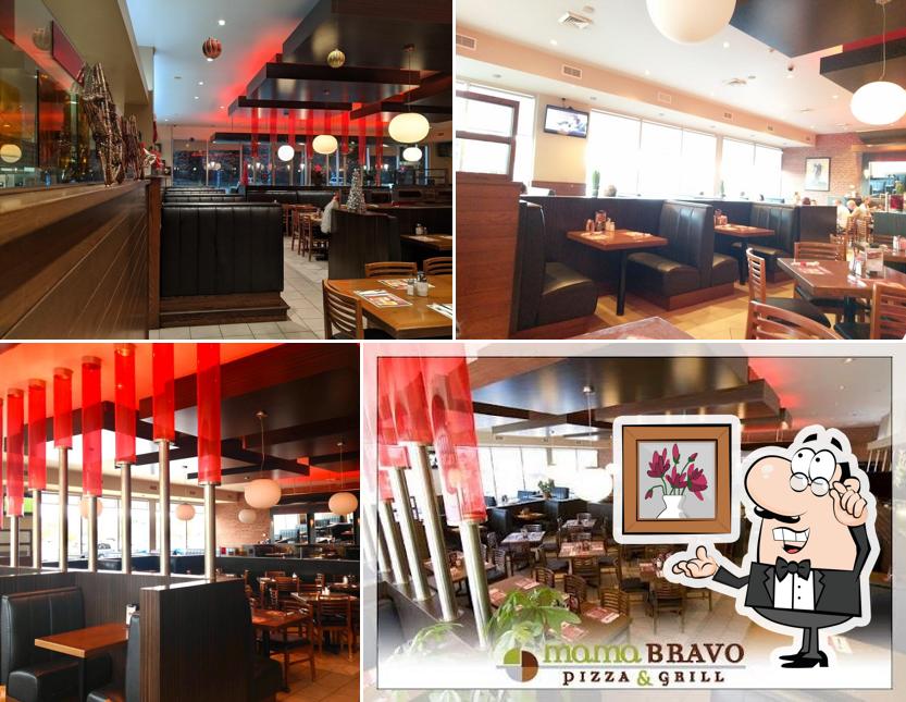Installez-vous à l'une des tables de Mama Bravo Pizza & Grill