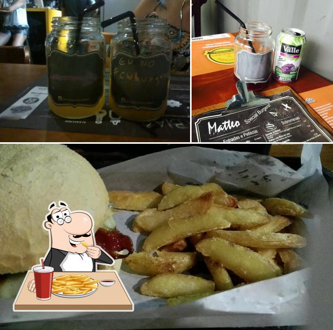 Prueba sus patatas a la francesa en Matteo Special Burgers