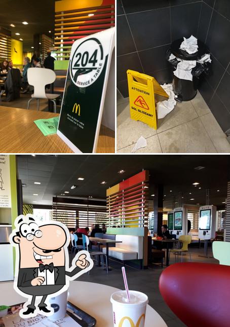 Installez-vous à l'une des tables de McDonald's