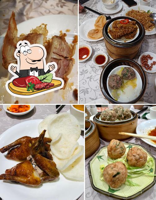 Pide una receta con carne en Chuk Yuen Seafood Restaurant