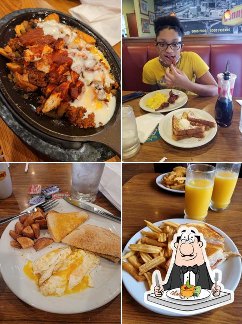 DENNY'S, Orlando - 440 S Semoran Blvd - Photos & Restaurant