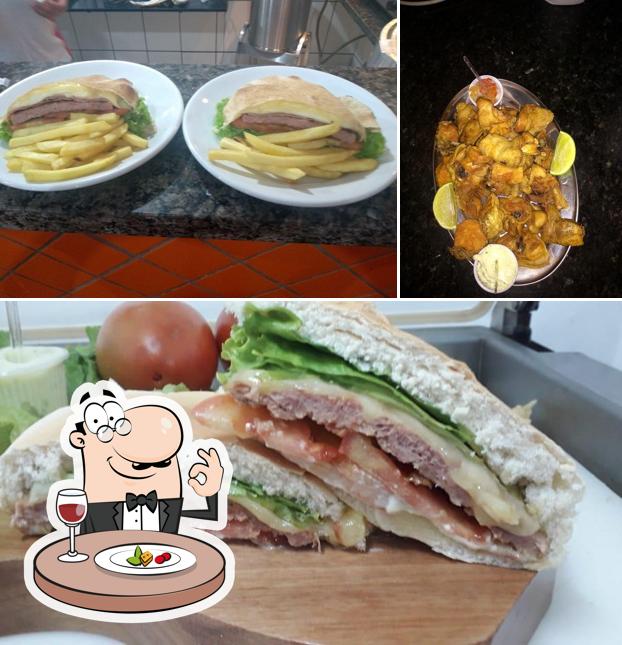 Comida em Point Lanches, Porções e Pastéis