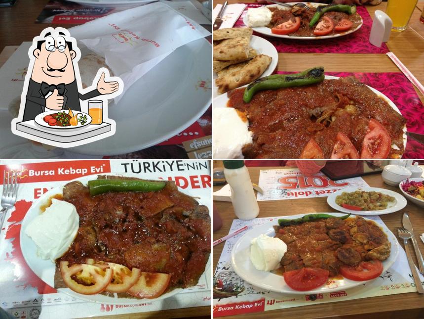 Еда в "Bursa Kebap Evi"