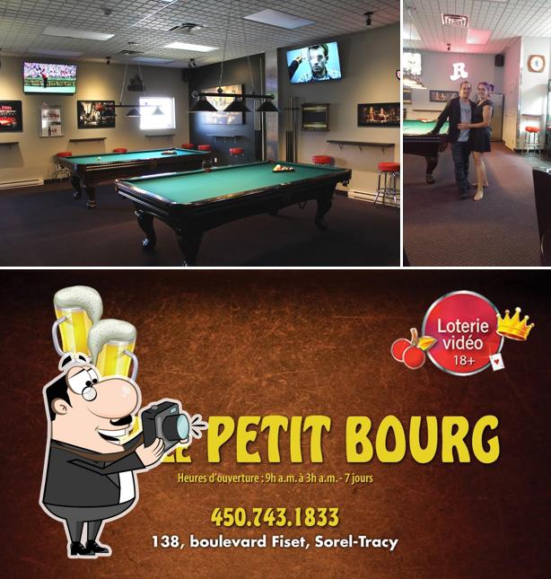 Regarder la photo de Bar Le Petit Bourg