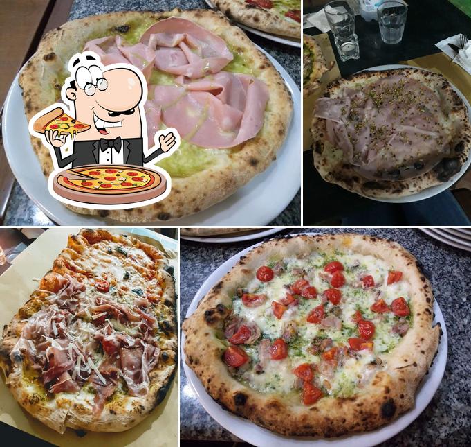 Prenditi una pizza a Ristorante Pizzeria Jamm' Ja