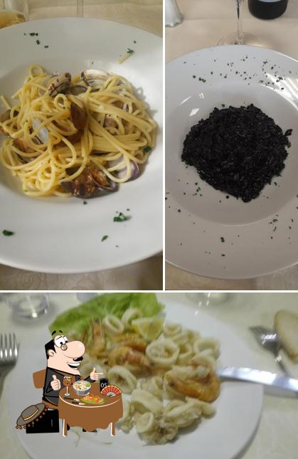 Еда в "La Parmigiana"