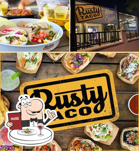 Estas son las imágenes que muestran comida y exterior en Rusty Taco