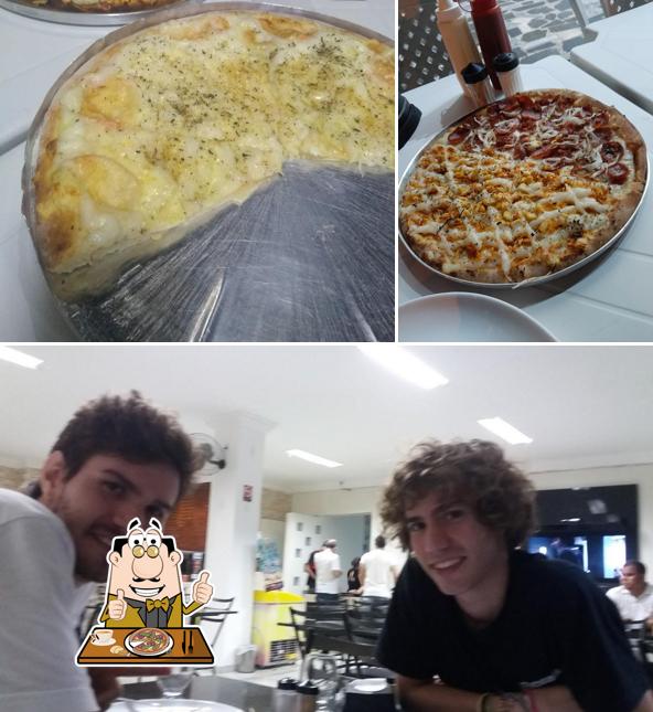 Peça pizza no La Bella Pizza