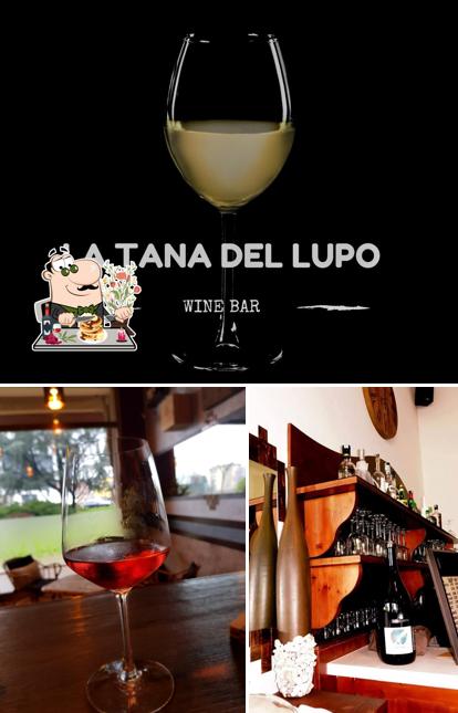 È gradevole prendersi un bicchiere di vino a La Tana del Lupo • Wine Bar