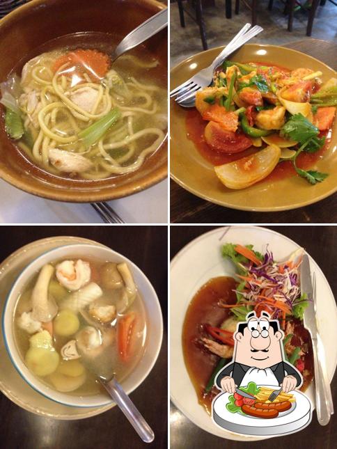Food at Mr. TU´s Restaurant