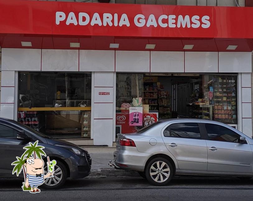 Here's a picture of Padaria Gacemms