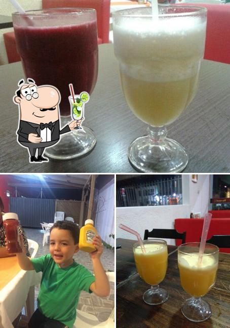 Desfrute de um drinque no Burger Grill