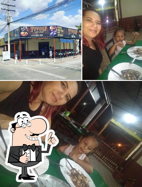 Look at the image of Pizzaria Tívoly