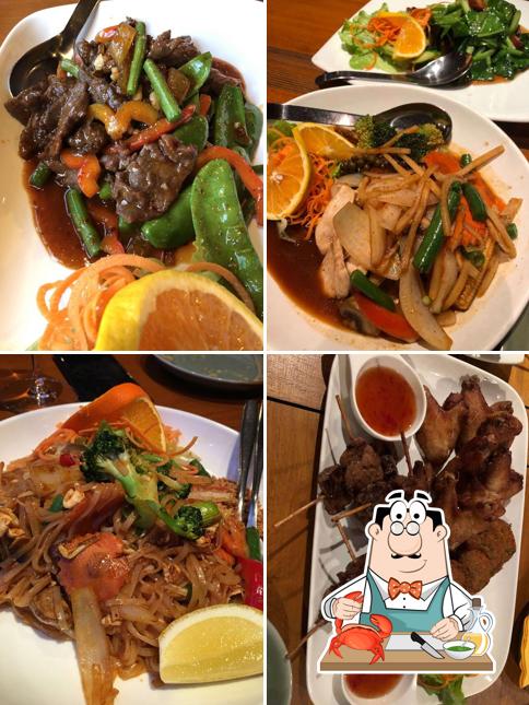 Order seafood at 89 Thai