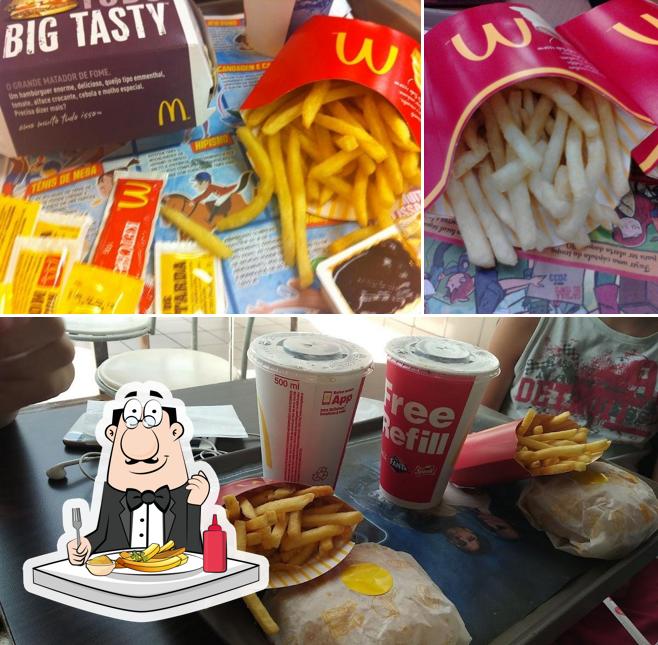 Prove cbatatas fritas francesas no McDonald's