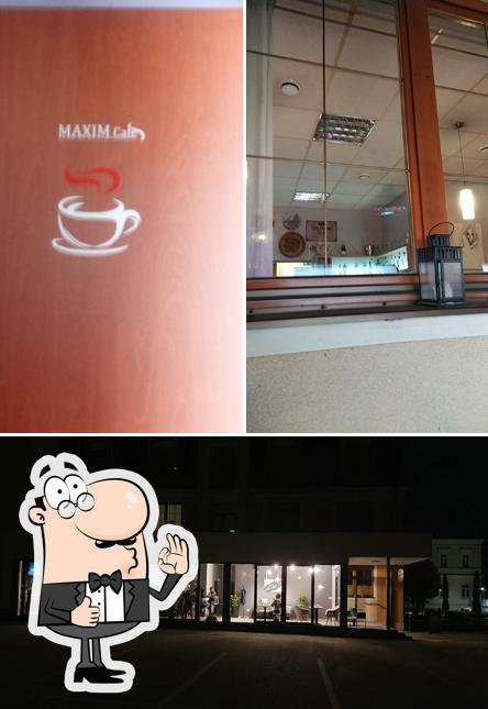 Regarder l'image de Café Maxim