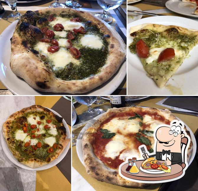 Ordina una pizza a Pizzeria Riva d’Arno Firenze