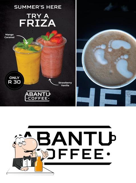 Profitez d'une boisson à ABANTU Coffee