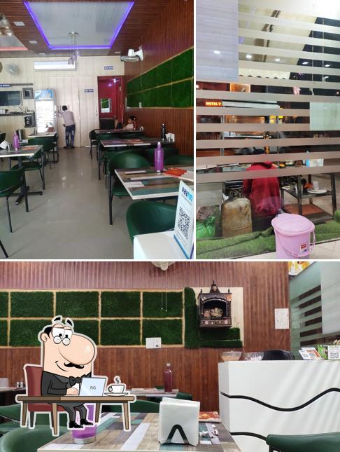 Check out how AMRITSRI KULCHA ROHTAK KALKI LOK looks inside