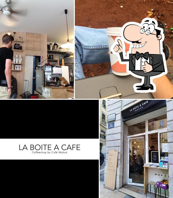 See this picture of La Boîte à Café