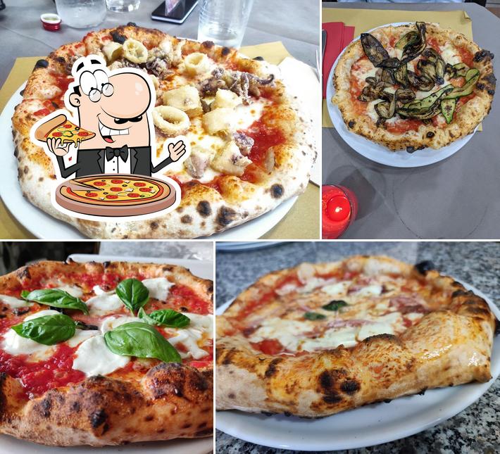 A Pizzeria Salvo Davide, puoi prenderti una bella pizza