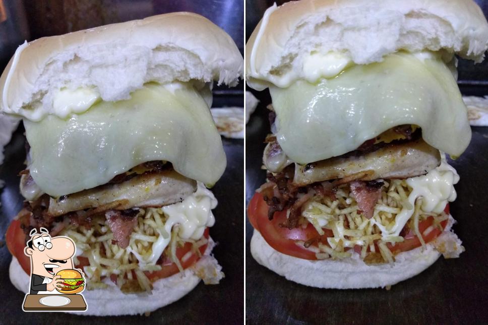 Hambúrguer em FINOS LANCHES