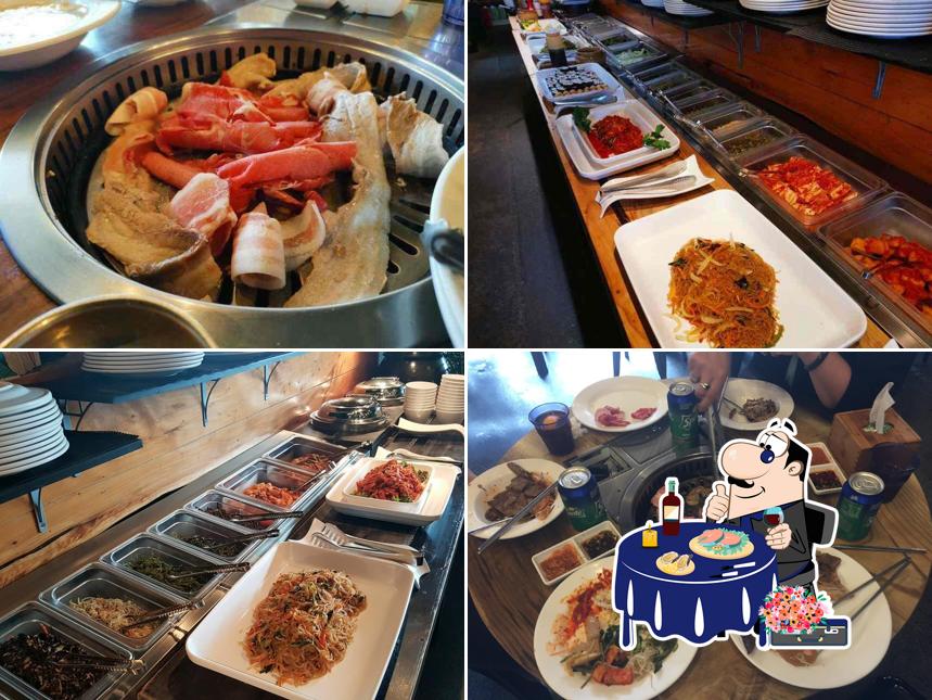 Sashimi en 8 Colours Korean BBQ Buffet Restaurant