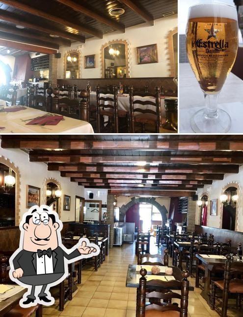 Take a look at the image depicting interior and beer at Restaurant El Paradís