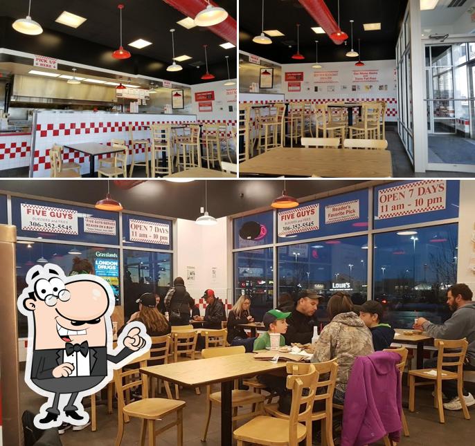 L'intérieur de Five Guys