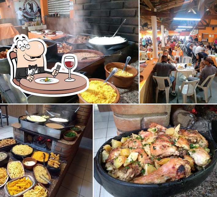 Comida em Rancho Dos Mourão