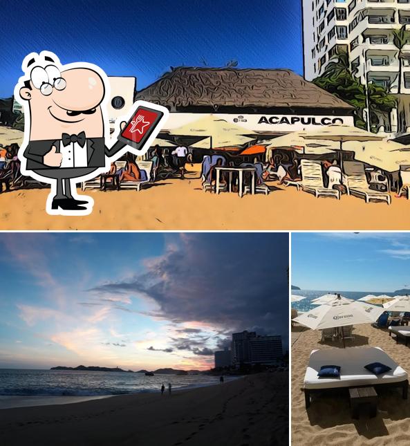 Playita Santa Lucia Beach Club, Acapulco, Av Costera Miguel Alemán s/n -  Restaurant reviews