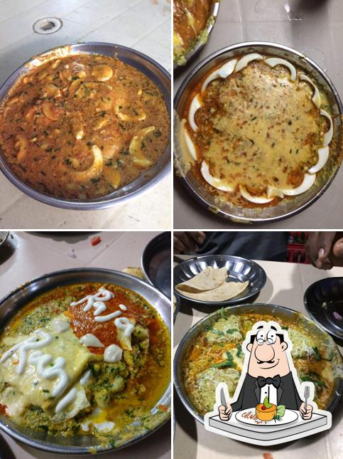 Food at Bhajan Omelette