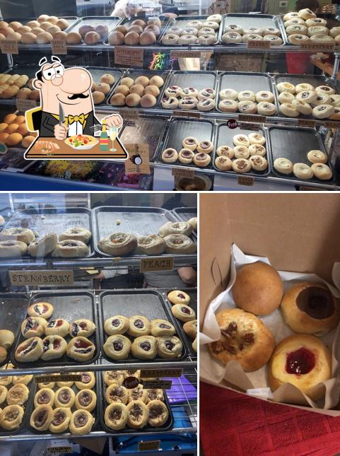 Food at Hruska's Kolaches