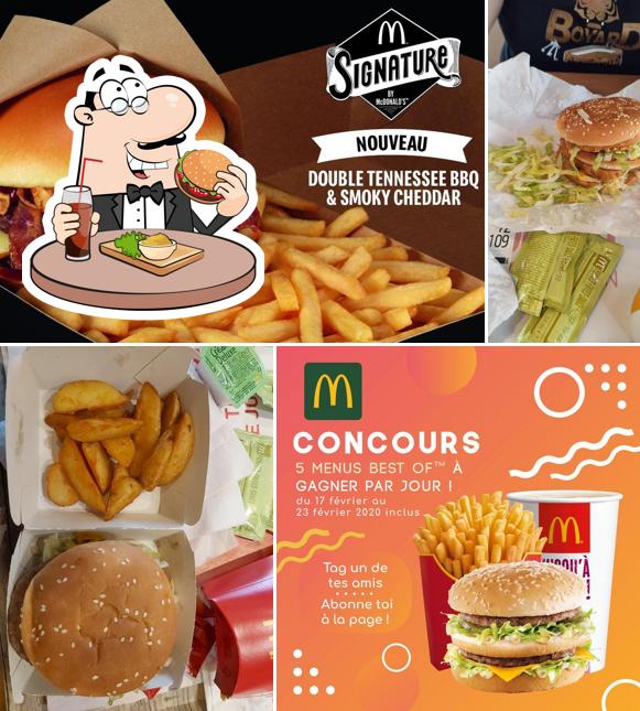 Commandez un hamburger à McDonald's Chasseneuil-Du-Poitou