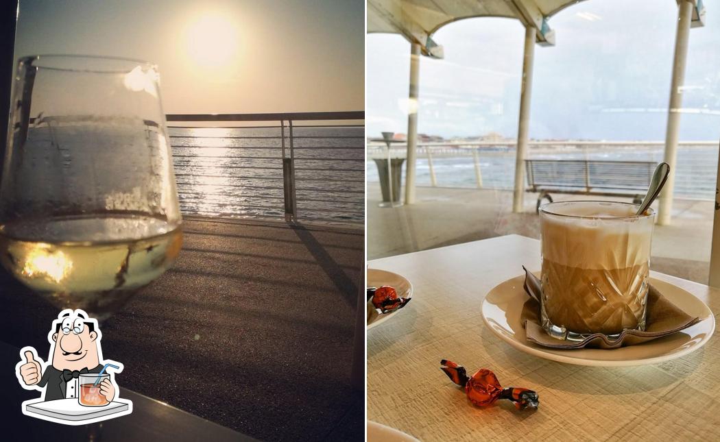 Prenditi un drink a Il Pontile sul Mare Food & Drink