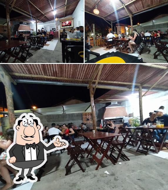 O interior do Rancho Grill