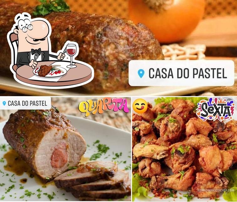 Escolha pratos de carne no Casa do Pastel Praia Seca Km 13