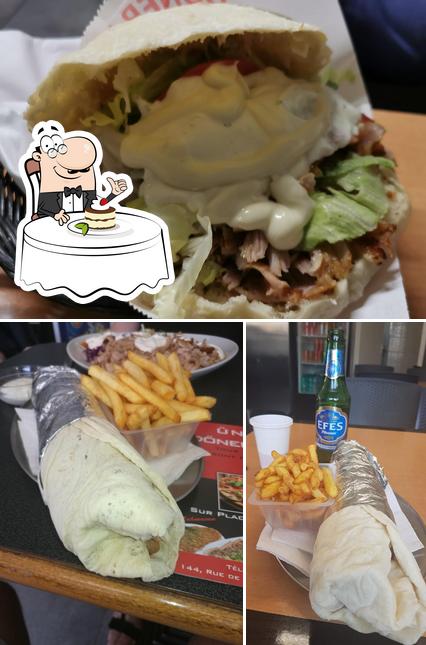 Doner kebab üngüt sert une sélection de plats sucrés