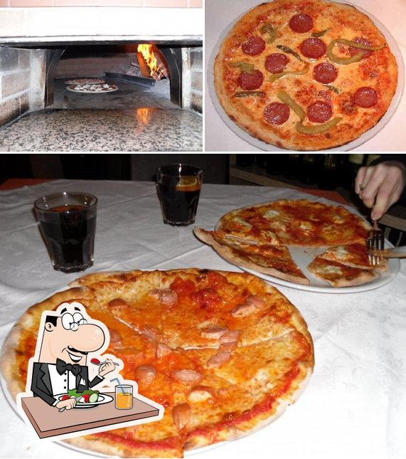 voglia.....di pizza.....<3<3<3<3<3 se distingue par sa nourriture et intérieur