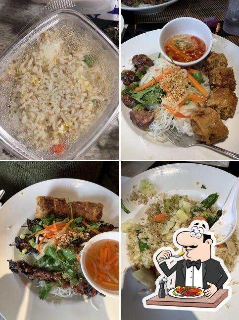 Cam Ranh Bay in Hopkins - Restaurant menu and reviews