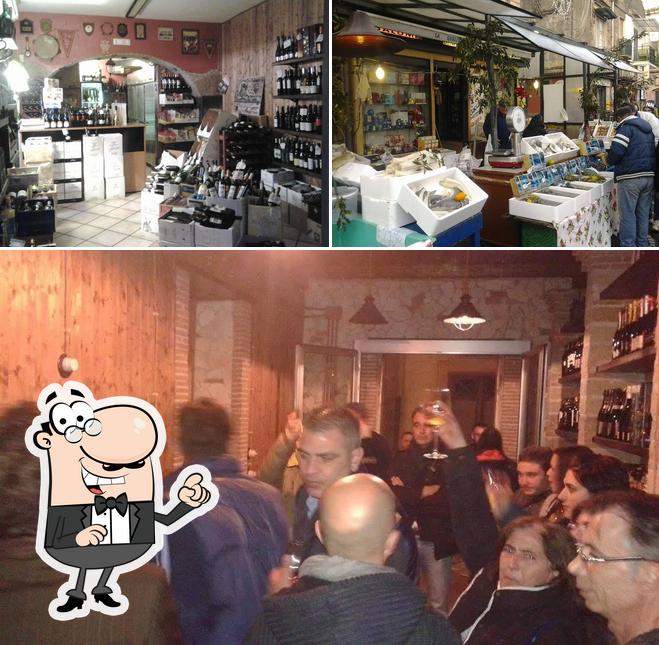 La foto della interni e vino di Vinoteca Esposito