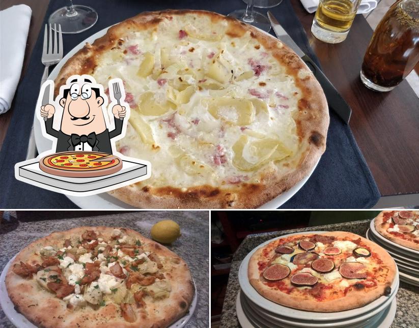 Choisissez des pizzas à pizzeria Napoli